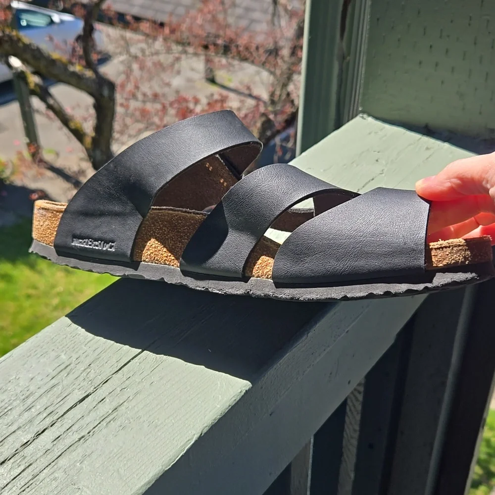 Birkenstock Pisa Left Sandal ONLY For Sale Black Leather US 10-10.5 Comfort Shoe